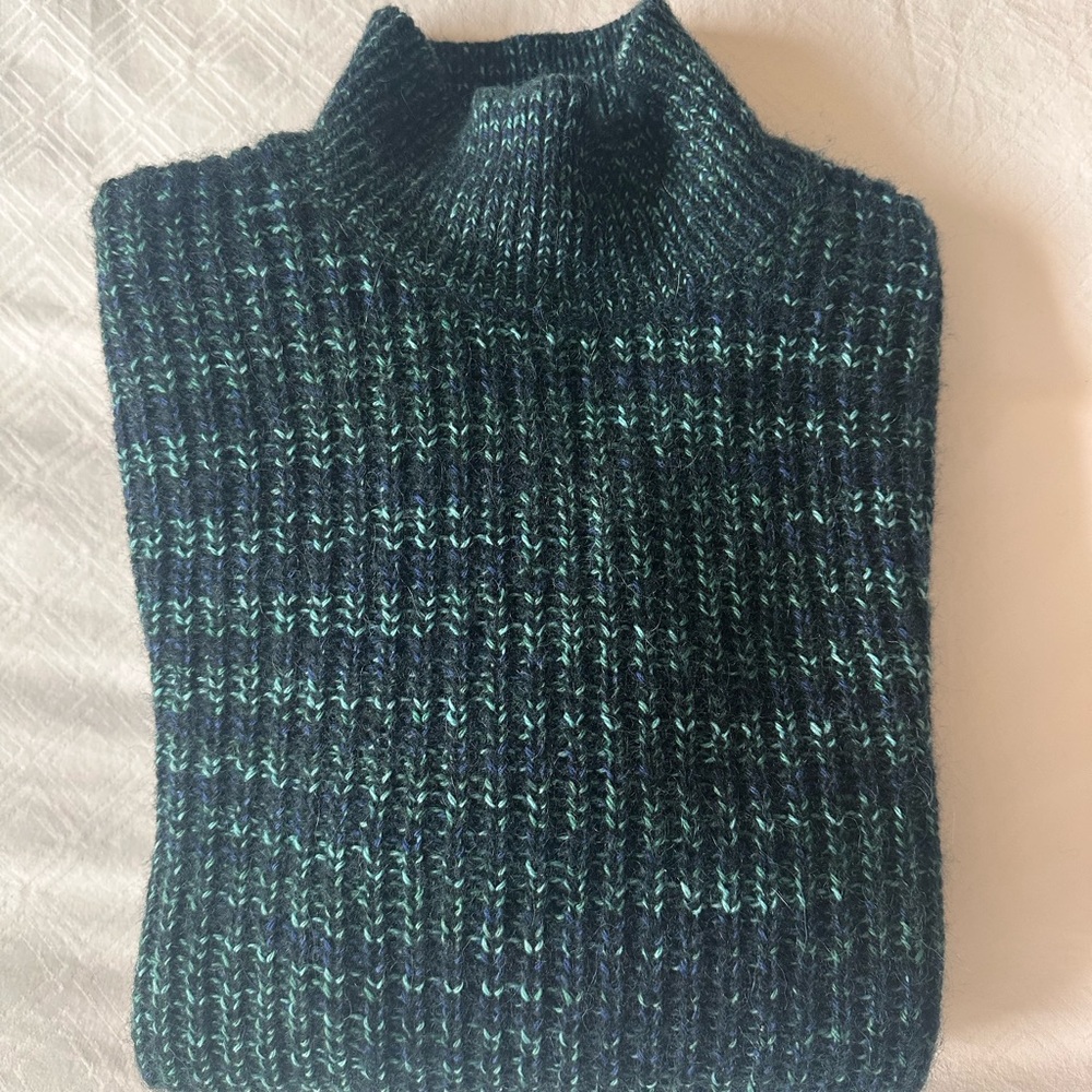 Vince Turtleneck Sweater in Green and Blue